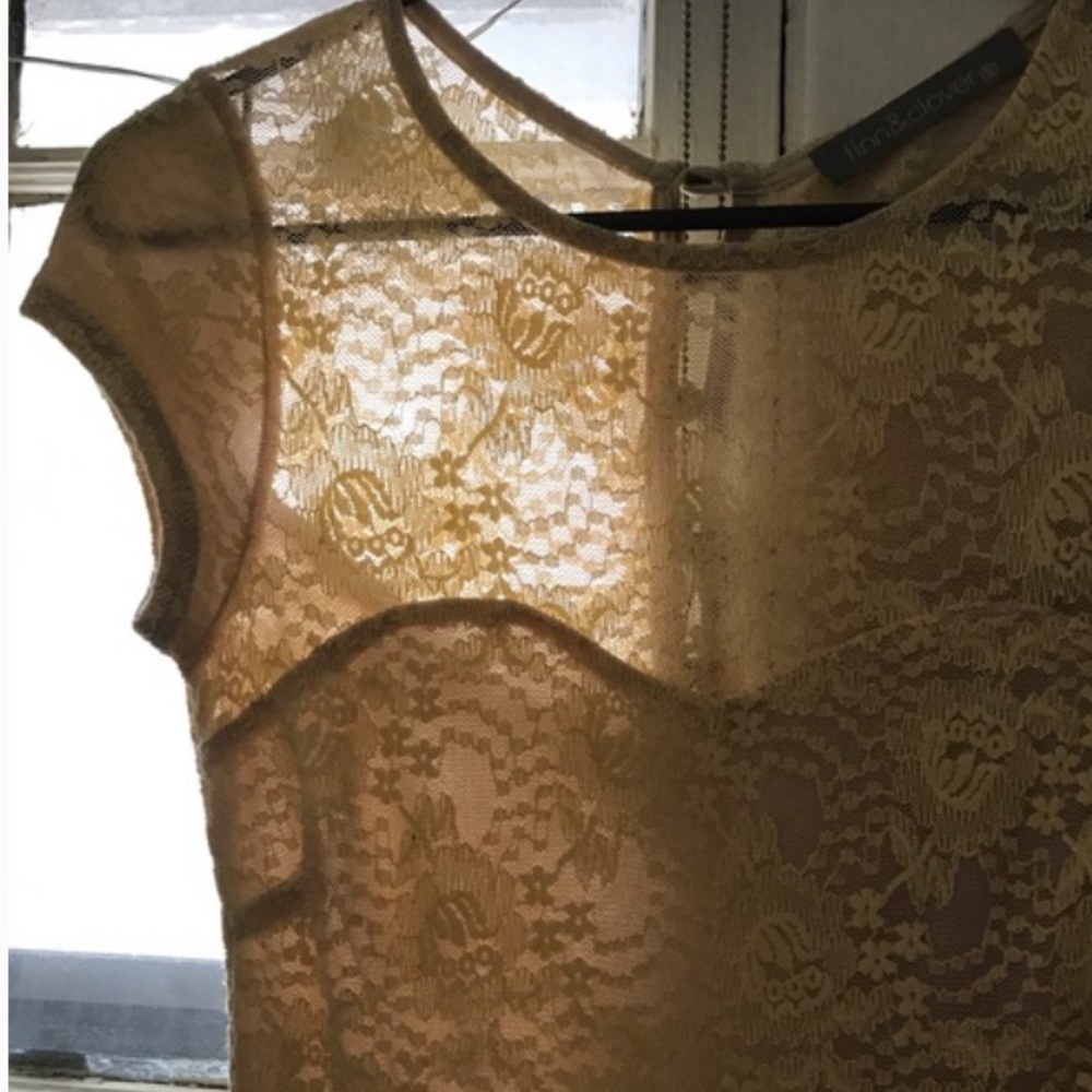 ♣️ 3/$20 Finn & clover yellow lace handkerchief dress - Picture 7 of 8